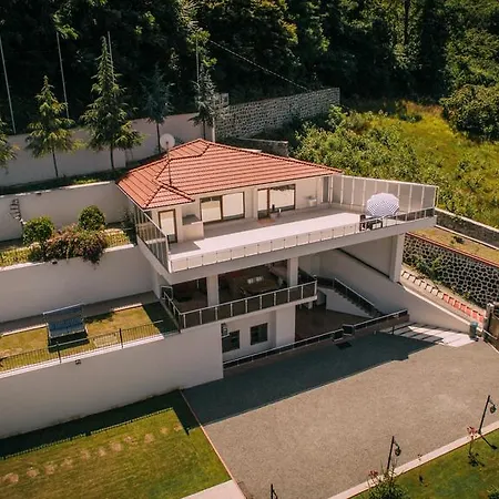 Villa Blue & Green Gursoy